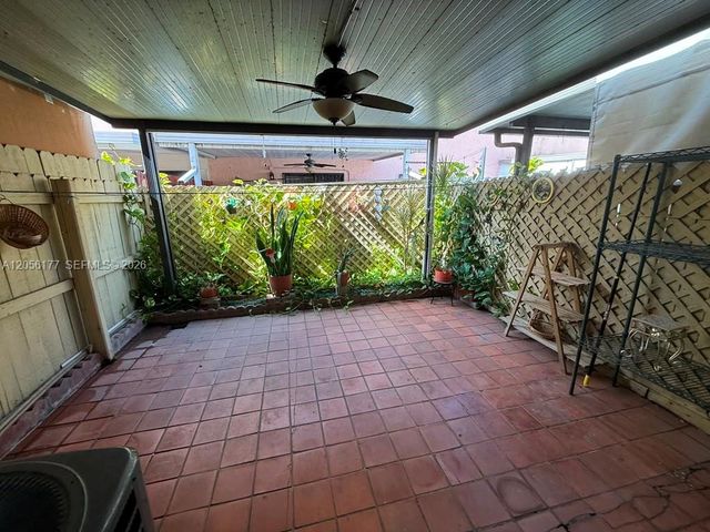 2560 W 53rd Street 502, Hialeah, FL 33016