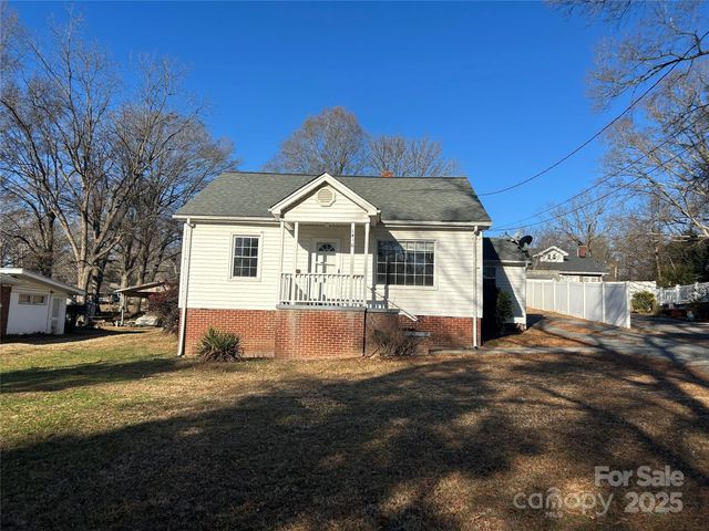 1416 W Park Avenue, Albemarle, NC 28001
