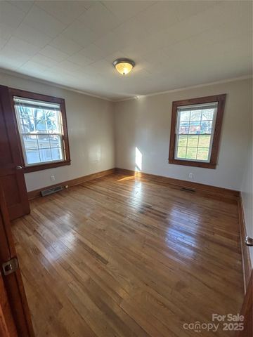 1416 W Park Avenue, Albemarle, NC 28001