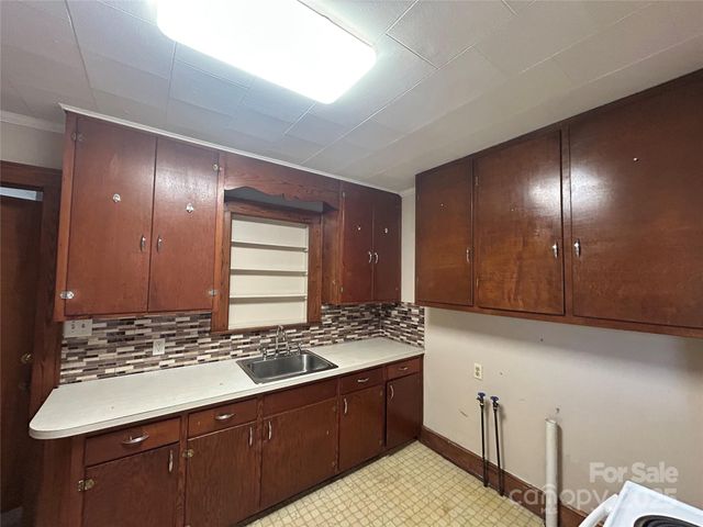 1416 W Park Avenue, Albemarle, NC 28001