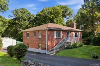 8 Arbutus Street, Putnam Valley, NY 10579