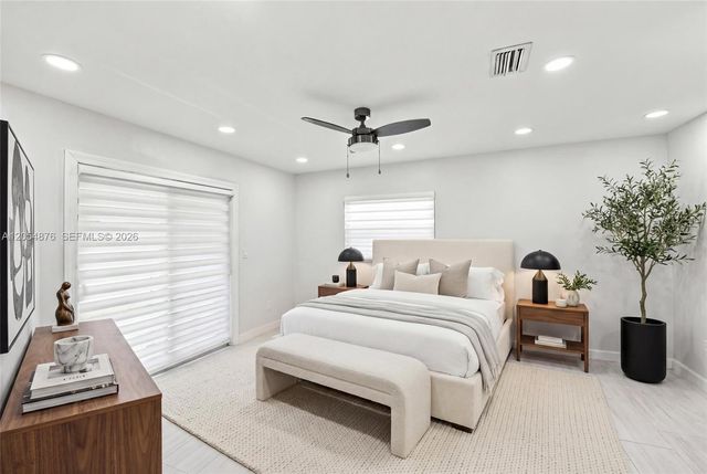 2211 NE 1st Avenue, Pompano Beach, FL 33060