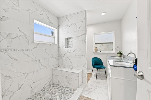 2211 NE 1st Avenue, Pompano Beach, FL 33060