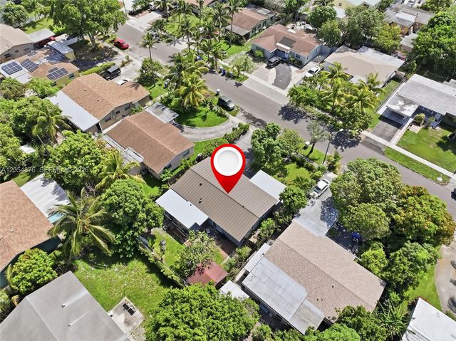 2211 NE 1st Avenue, Pompano Beach, FL 33060