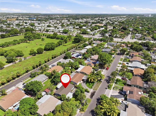 2211 NE 1st Avenue, Pompano Beach, FL 33060