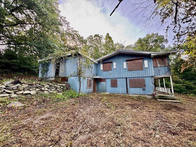 28 Cherry St, Shrewsbury, MA 01545