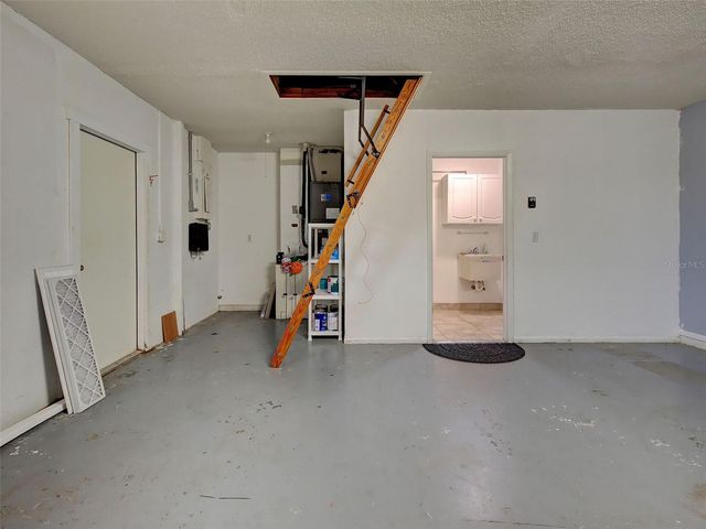 1337 WHISPERING LANE, Venice, FL 34285