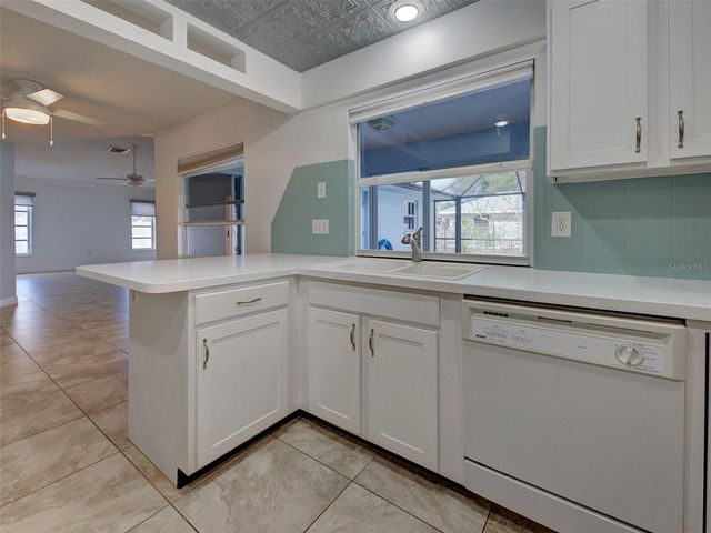 1337 WHISPERING LANE, Venice, FL 34285