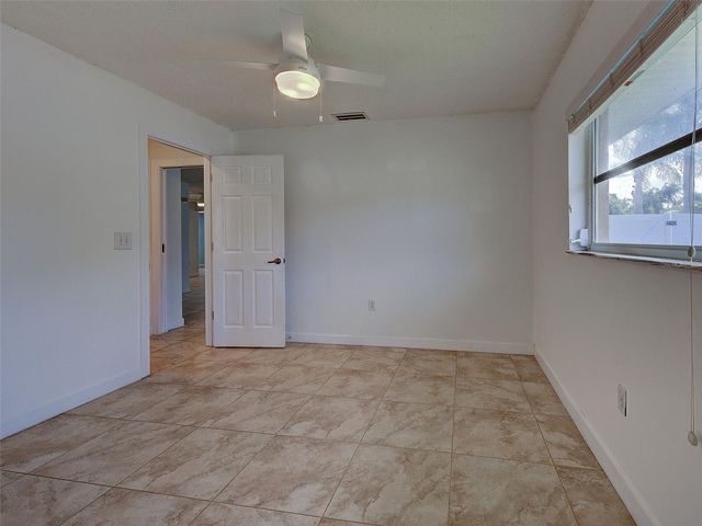 1337 WHISPERING LANE, Venice, FL 34285