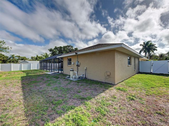 1337 WHISPERING LANE, Venice, FL 34285