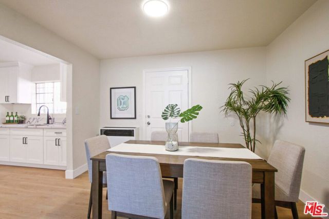 6337 10th Avenue, Los Angeles, CA 90043