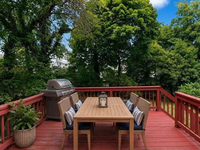 16 Andrew Avenue, Hull, MA 02045