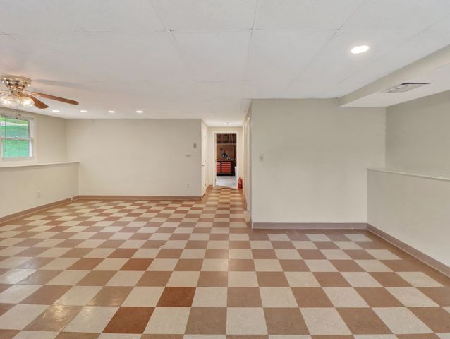 16 Andrew Avenue, Hull, MA 02045