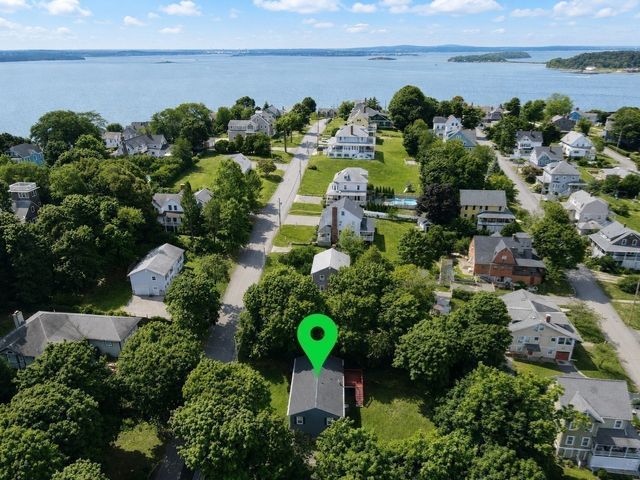 16 Andrew Avenue, Hull, MA 02045