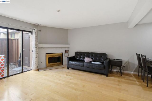 6279 Joaquin Murieta Ave D, Newark, CA 94560