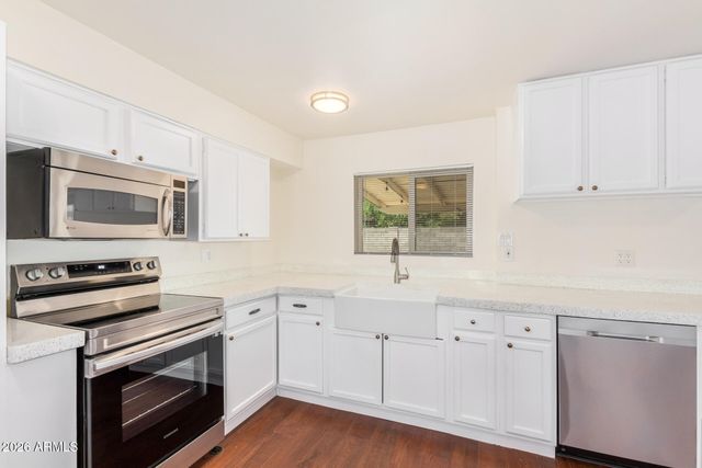 108 W BALBOA Drive, Tempe, AZ 85282