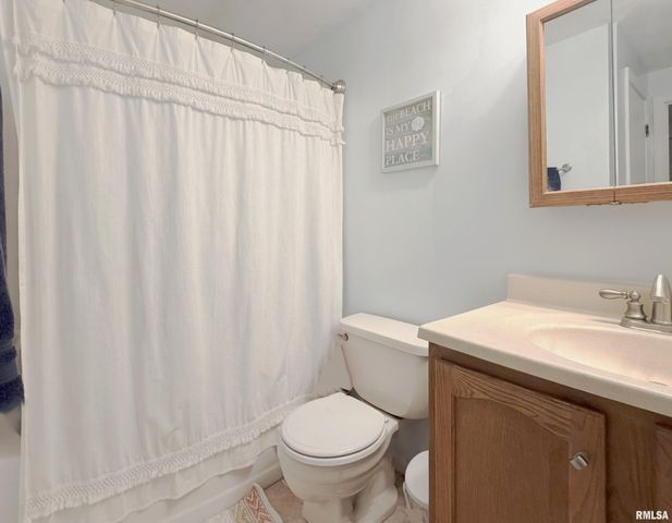 205 DISTRICT Court, East Peoria, IL 61611