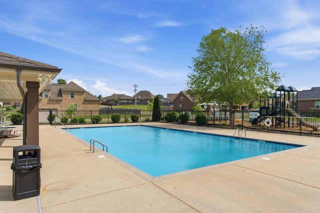 2026 Keiser St, Spring Hill, TN 37174
