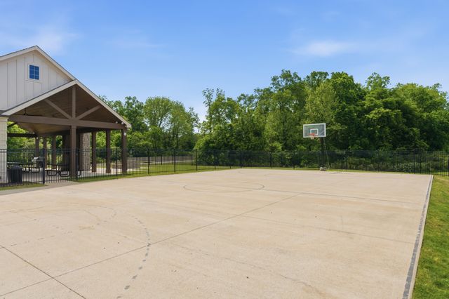 2026 Keiser St, Spring Hill, TN 37174