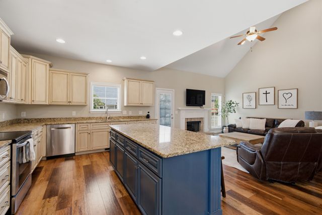 2026 Keiser St, Spring Hill, TN 37174