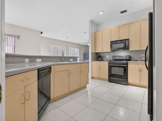 744 SW 159th Lane, Pembroke Pines, FL 33027