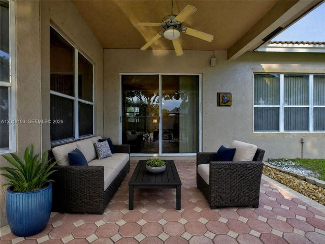 744 SW 159th Lane, Pembroke Pines, FL 33027