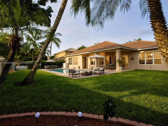 744 SW 159th Lane, Pembroke Pines, FL 33027