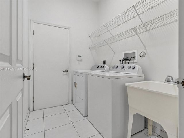 744 SW 159th Lane, Pembroke Pines, FL 33027
