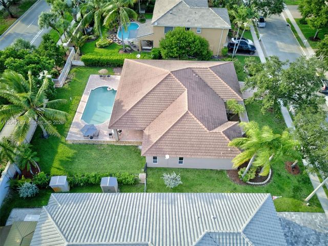 744 SW 159th Lane, Pembroke Pines, FL 33027