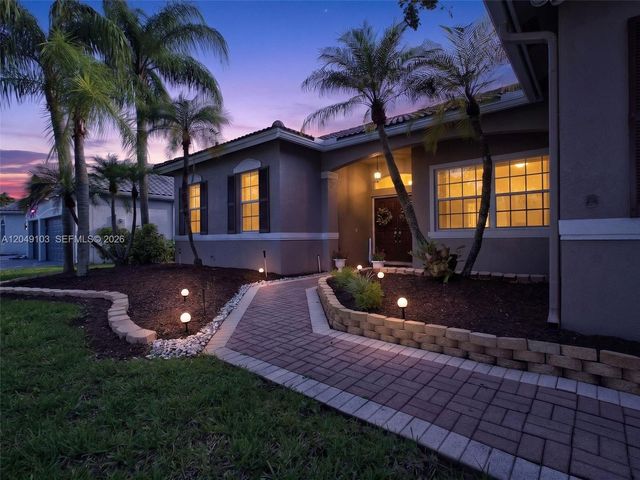 744 SW 159th Lane, Pembroke Pines, FL 33027