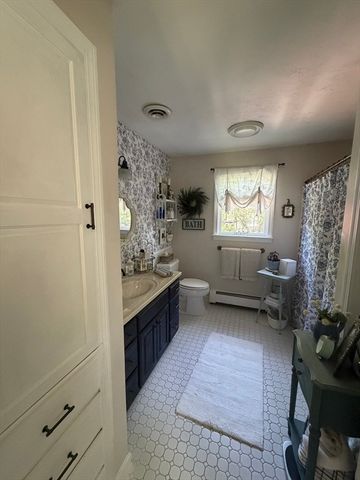9 Pondview Ave, Pembroke, MA 02359