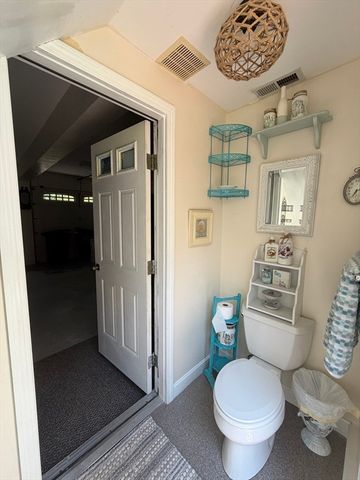 9 Pondview Ave, Pembroke, MA 02359