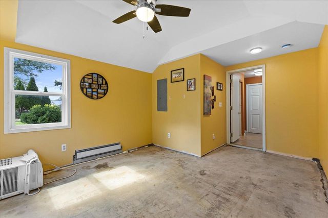 33320 Fairview COURT, Burlington, WI 53105