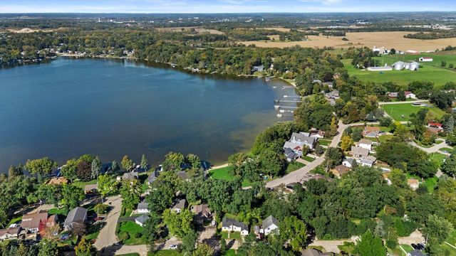 33320 Fairview COURT, Burlington, WI 53105