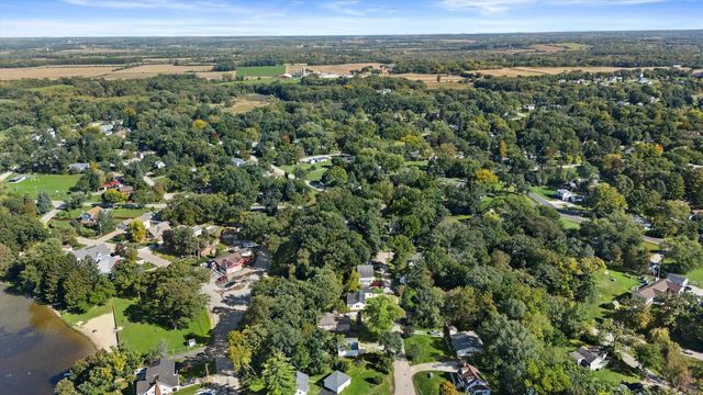 33320 Fairview COURT, Burlington, WI 53105