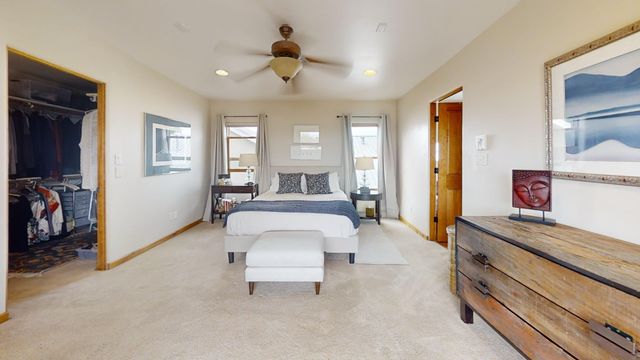 1813 Calle Barbarita NW, Albuquerque, NM 87107