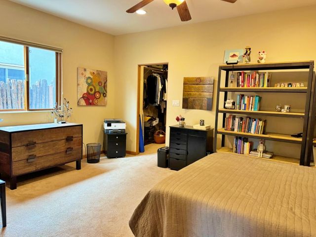 1813 Calle Barbarita NW, Albuquerque, NM 87107
