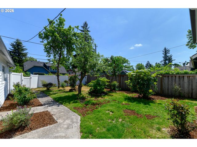 6302 N KERBY Ave, Portland, OR 97217