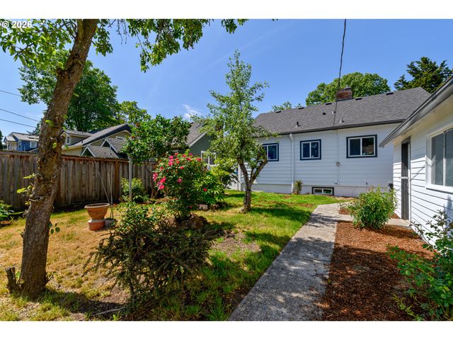 6302 N KERBY Ave, Portland, OR 97217