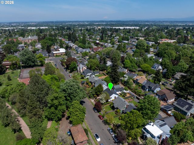 6302 N KERBY Ave, Portland, OR 97217