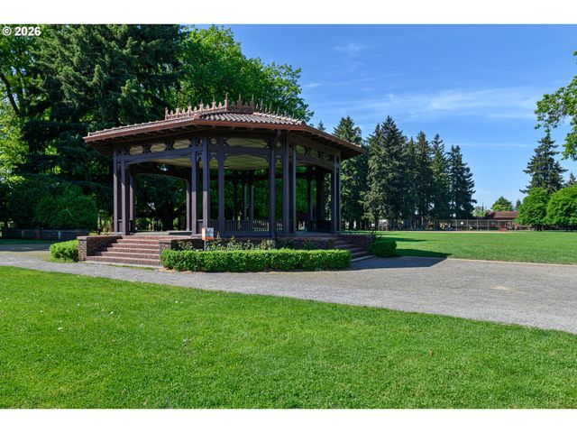 6302 N KERBY Ave, Portland, OR 97217