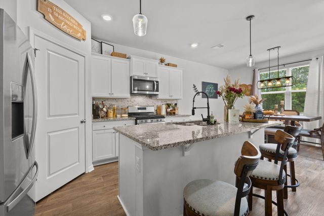 460 Cedarview Road, Summerville, SC 29486