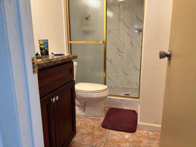 2615 NE 3RD Court 402, Boynton Beach, FL 33435