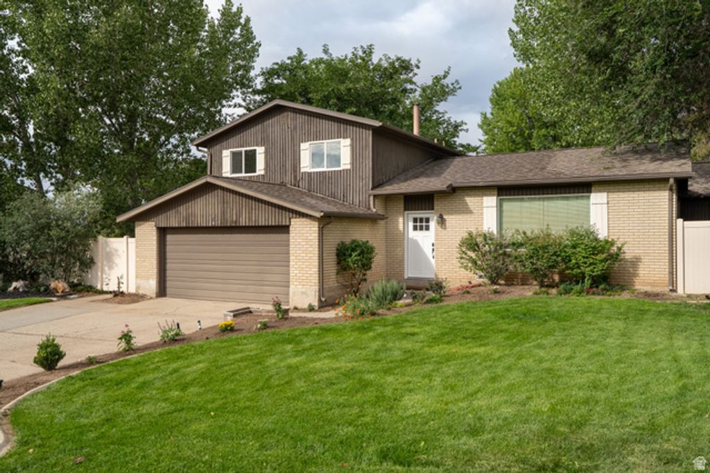 2407 E HUNTS END DR, Sandy, UT 84092 — photo 2