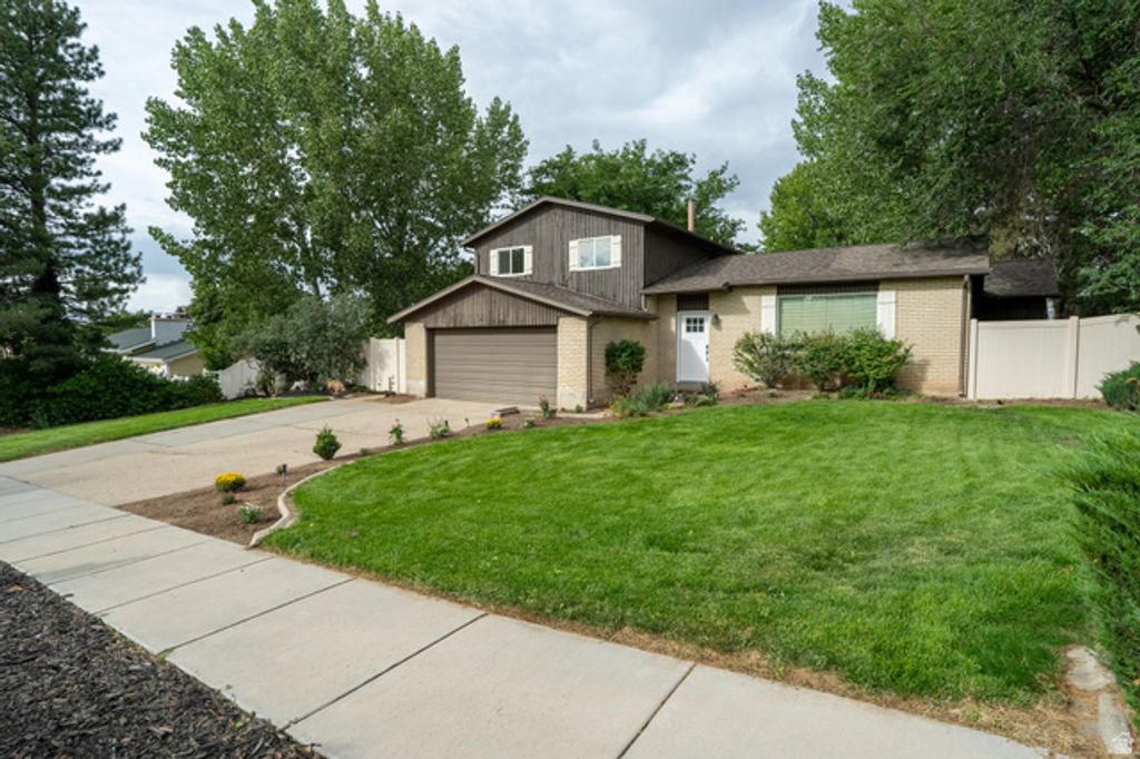 2407 E HUNTS END DR, Sandy, UT 84092 — photo 3