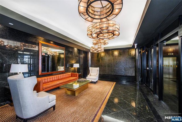 900 Palisade 18N, Fort Lee, NJ 07024