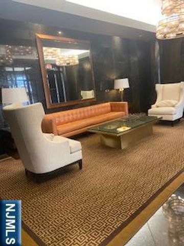 900 Palisade 18N, Fort Lee, NJ 07024