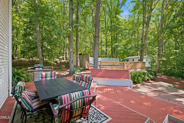 89 Lauren Court, Pittsboro, NC 27312