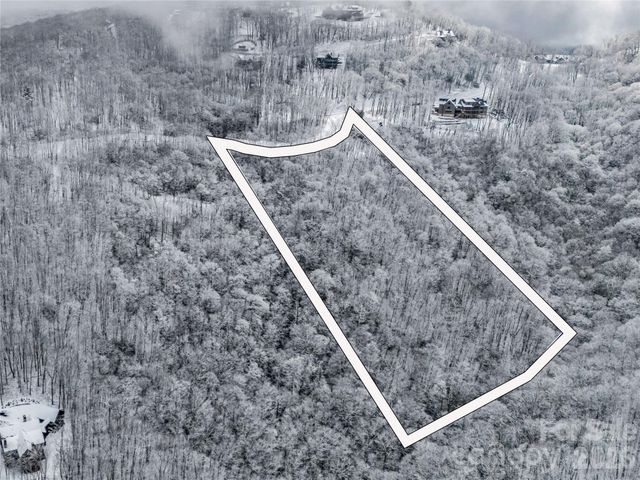 LT D54 Springwater Road D54, Glenville, NC 28736