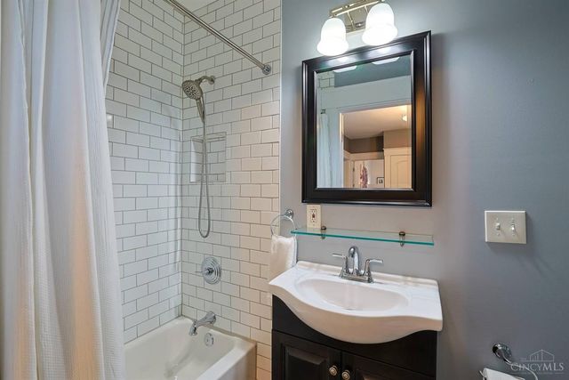 4514 Plainville Road, Cincinnati, OH 45227
